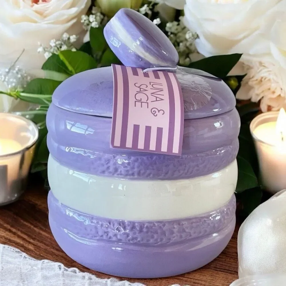 NWT LUNA & SAGE Gorgeous Macaron Lilac/White Glossy Ceramic 7”Canister Jar w Lid
